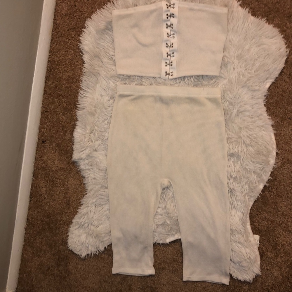 Cute Jade crop top two piece set !!!
